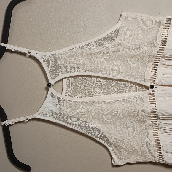 Shyanne Ivory Lace Detail Sleeveless Dress - Picture 4 of 7